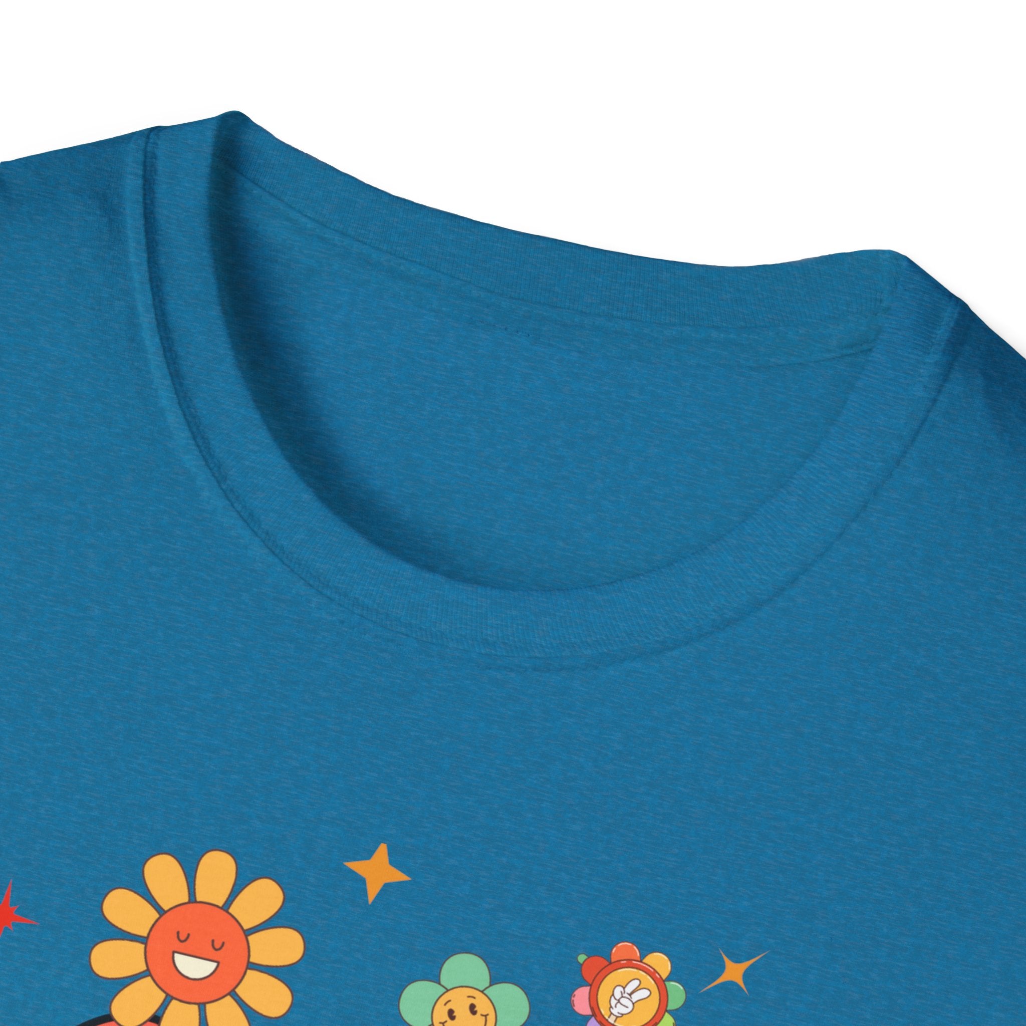 Retro Legacy- Groovy MAMA T-shirt